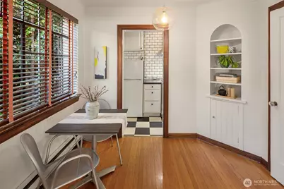 3121 Franklin Avenue E #2, Seattle, WA 98102 - Photo 5