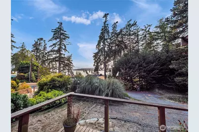 17261 Golden View Avenue, La Conner, WA 98257 - Photo 23