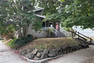 423 N 50th St, Seattle, WA 98103 - Photo 3