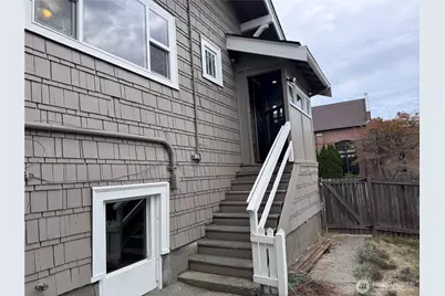 423 N 50th Street, Seattle, WA 98103 - Photo 21