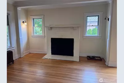 423 N 50th Street, Seattle, WA 98103 - Photo 7