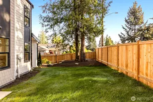 11608 NE 92nd St, Kirkland, WA 98033 - Photo 35