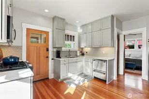 3930 S Ferdinand St, Seattle, WA 98118 - Photo 9