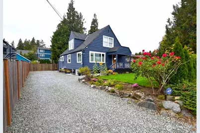 12537 19th Avenue NE, Seattle, WA 98125 - Photo 1