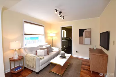 12537 19th Avenue NE, Seattle, WA 98125 - Photo 9