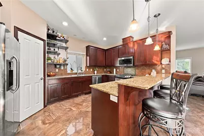 7402 Olympic Drive, Everett, WA 98203 - Photo 7