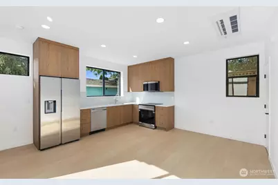 3943 S Morgan Street #B, Seattle, WA 98118 - Photo 9