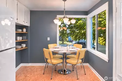 1817 NW 77th Street, Seattle, WA 98117 - Photo 9