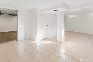 1817 NW 77th St, Seattle, WA 98117 - Photo 21