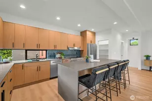 5201 S Holly St, Seattle, WA 98118 - Photo 17