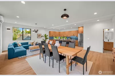 5201 S Holly Street, Seattle, WA 98118 - Photo 9