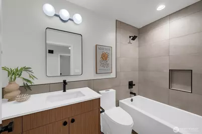 5201 S Holly Street, Seattle, WA 98118 - Photo 7