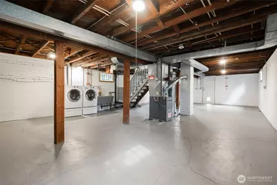 7916 Renton Avenue S, Seattle, WA 98118 - Photo 19
