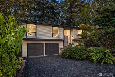 12112 SE 46th Pl, Bellevue, WA 98006 - Photo 1