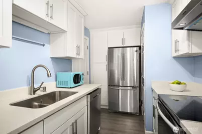 12242 SE 59th Street #123, Bellevue, WA 98006 - Photo 15