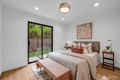 6700 52nd Avenue S, Seattle, WA 98118 - Photo 5