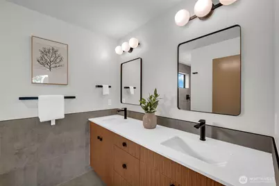 6700 52nd Avenue S, Seattle, WA 98118 - Photo 13