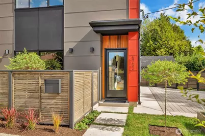 6702 52nd Avenue S, Seattle, WA 98118 - Photo 1