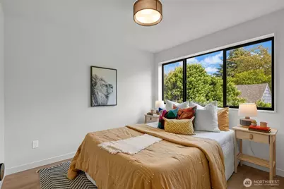 6702 52nd Avenue S, Seattle, WA 98118 - Photo 9