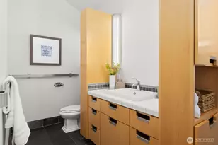 5760 25th Ave NE, Seattle, WA 98105 - Photo 15