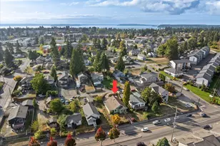 916 E Marine View Dr, Everett, WA 98201 - Photo 31