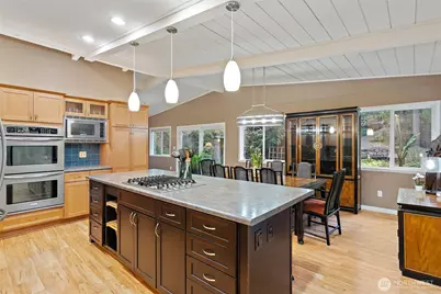 18483 47th Place NE, Lake Forest Park, WA 98155 - Photo 9