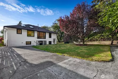 5818 S 18th Avenue S, Seattle, WA 98108 - Photo 31