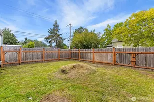 215 Milwaukee Blvd S, Pacific, WA 98047 - Photo 23