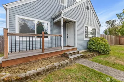 215 Milwaukee Boulevard S, Pacific, WA 98047 - Photo 3