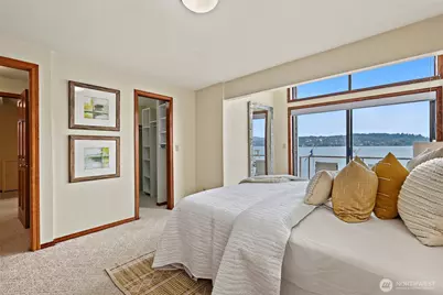 9846 Rainier Avenue S, Seattle, WA 98118 - Photo 15