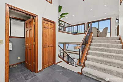 9846 Rainier Avenue S, Seattle, WA 98118 - Photo 17