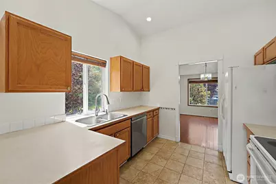 3011 12th Street Pl SW, Puyallup, WA 98373 - Photo 11