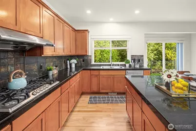 3154 NE Marquette Way, Issaquah, WA 98029 - Photo 11