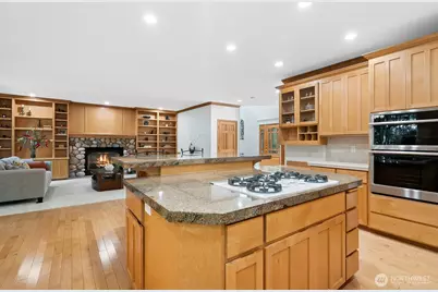 11612 NE 107th Lane, Kirkland, WA 98033 - Photo 13