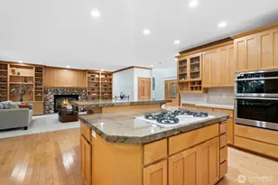 11612 NE 107th Ln, Kirkland, WA 98033 - Photo 13