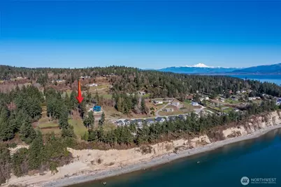 1421 Sergios View Lane, Oak Harbor, WA 98277 - Photo 9