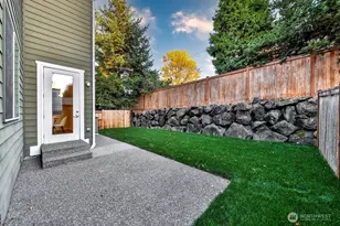 22907 SE 271st Pl, Maple Valley, WA 98038 - Photo 23