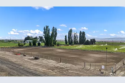 18463 Road B NE, Soap Lake, WA 98851 - Photo 3