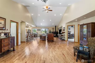 18463 Road B NE, Soap Lake, WA 98851 - Photo 9