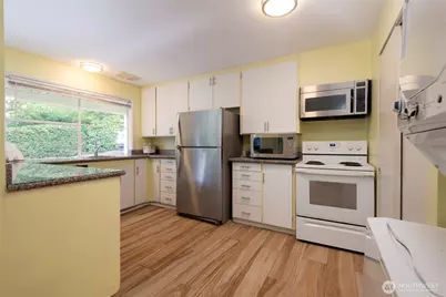11321 30th Avenue NE, Seattle, WA 98125 - Photo 11