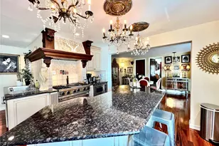 4030 Beach Dr SW, Seattle, WA 98116 - Photo 9