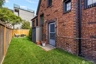 2355 45th Ave SW, Seattle, WA 98116 - Photo 31