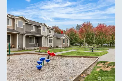 8331 175th Street E, Puyallup, WA 98375 - Photo 5