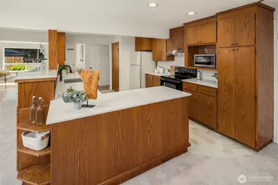 570 SE Andrews Street, Issaquah, WA 98027 - Photo 7