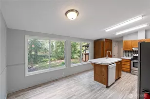 1920 E Trails End Dr, Belfair, WA 98528 - Photo 5