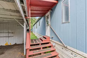 850 Crescent St, Raymond, WA 98577 - Photo 5