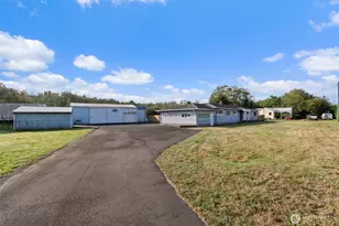 2520 Ocean Ave, Raymond, WA 98577 - Photo 3