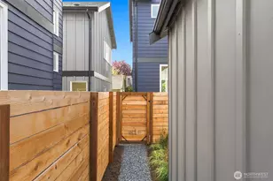12038 Hiram Pl NE, Seattle, WA 98125 - Photo 31