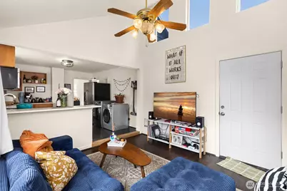 13018 41st Avenue S, Tukwila, WA 98168 - Photo 3