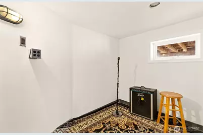 13018 41st Avenue S, Tukwila, WA 98168 - Photo 11
